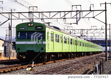 1997 6 series 103 ordinary trains running on the Yamatoji line 77107417
