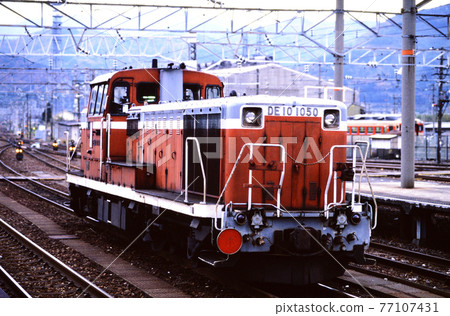1997 DE101050 diesel locomotive 1997 DE101050 diesel locomotive 77107431