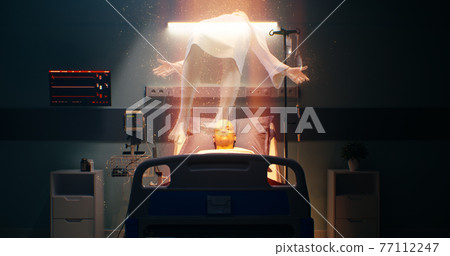 Doctor leaving dead patient in ward 77112247