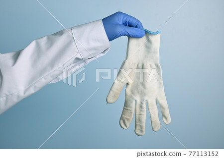 Sputnik Syringe Red Bg Photo in labs Sputnik Syringe Red Bg Photo in labs 77113152