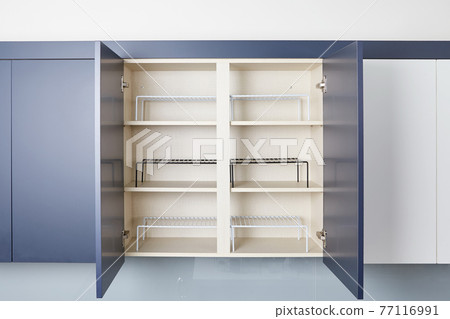 Storage room 77116991