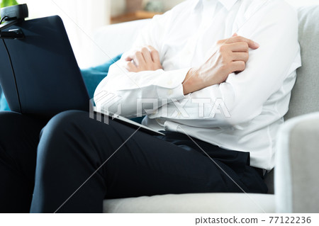 正在開會的人 77122236