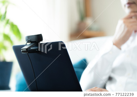 正在開會的人 77122239