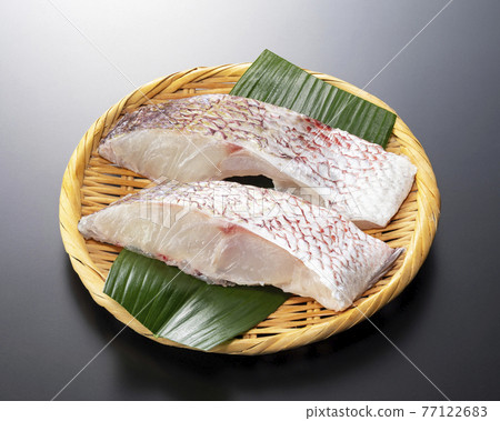 Red snapper fillet Red snapper fillet 77122683