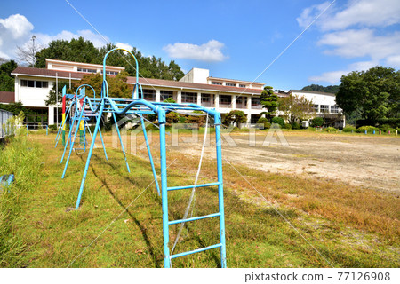 Former Nagomi Municipal Kikusui Minami Elementary School closed on March 31, 2020 472 Motegi, Nagomi Town, Tamana District, Kumamoto Prefecture Former Nagomi Municipal Kikusui Minami Elementary School closed on March 31, 2020 472 Motegi, Nagomi Town, Tamana District, Kumamoto Prefecture 77126908