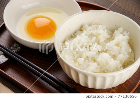 雞蛋和米飯 77130656