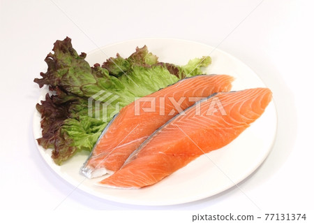 Norwegian Atlantic salmon 77131374