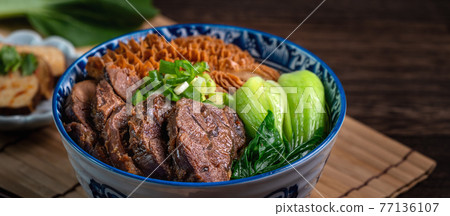 Beef Noodle Beef Noodle Noodle Tomato Beef noodle soup ビーフヌードル 77136107