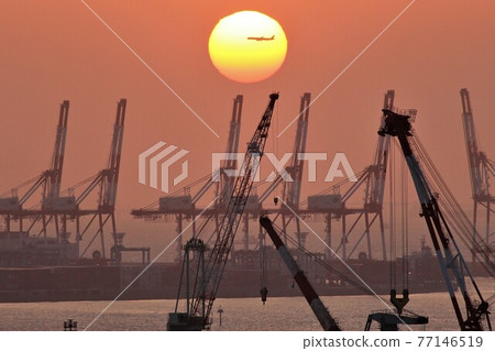 朝日和飛機 77146519