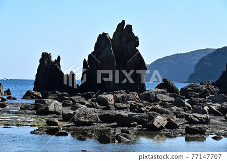 From bridge pile rock From bridge pile rock 77147707