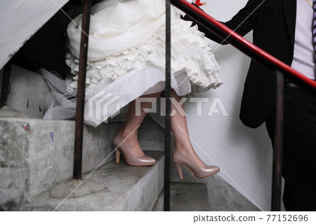 bride, stairs, stair 77152696