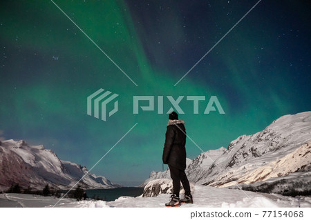 我想繼續觀看的春天極光。 77154068