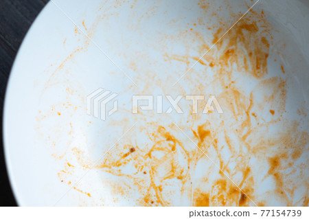 Plate with oil stains (tomato sauce stains) Photo material 77154739