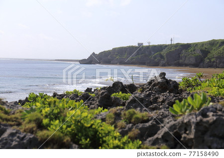 沖繩風光（沖繩本島最南端的荒崎岬） 77158490