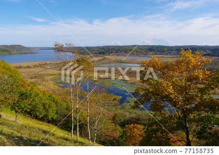 Toro, Ponto, Lake Toro seen from Toro / Sarrun Observatory in Kushiro Marsh National Park Toro, Ponto, Lake Toro seen from Toro / Sarrun Observatory in Kushiro Marsh National Park 77158735