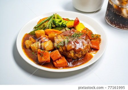 Hamburger steak with vegetables Hamburger steak with vegetables 77161995
