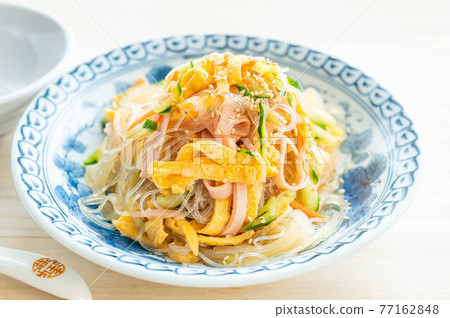 Harusame salad 77162848