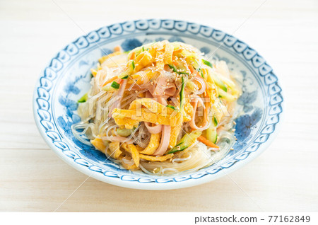 Harusame salad 77162849