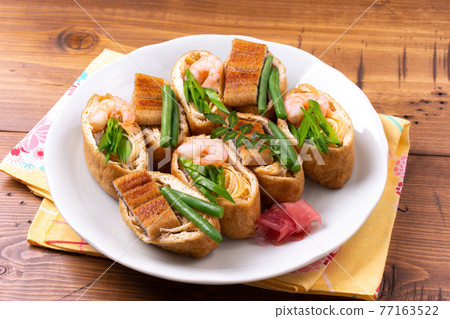 Inari sushi (open inari) 77163522