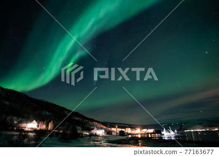 極光強夜Aurora爆炸 77163677