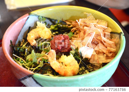 Handmade soba. Salted plum. Shrimp tempura. Pottery bowl. .. 77163786