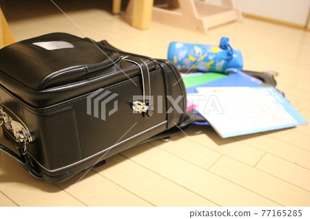 School bag luggage for elementary school boys School bag luggage for elementary school boys 77165285