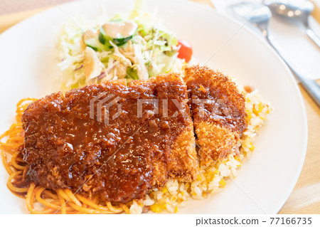 A photo of Nagasaki's famous "Turkish rice". A photo of a local gourmet. A photo of Nagasaki's famous "Turkish rice". A photo of a local gourmet. 77166735