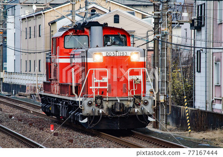 electric train, train, trains 77167444
