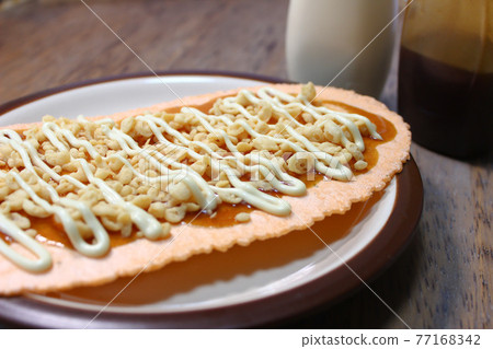 Image of takosen, sauce and mayonnaise Image of takosen, sauce and mayonnaise 77168342