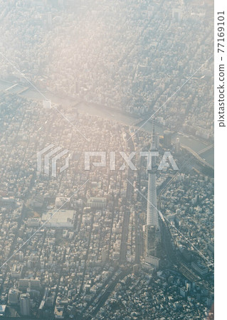 Sky Tree seen from the sky and the cityscape of Tokyo Sky Tree seen from the sky and the cityscape of Tokyo 77169101
