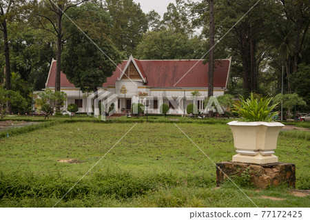 Royal cottage in the city of Siem Reap. 77172425