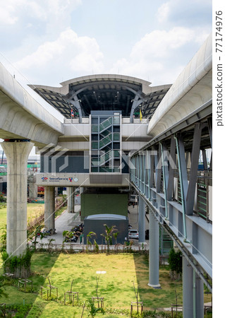 [Bangkok, Thailand] BTS Wat Phra Sri Mahatart Station 77174976