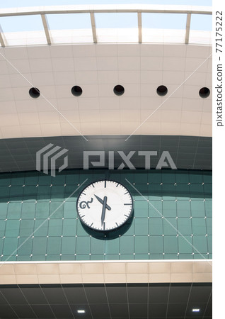 [泰國曼谷] 班蘇中央車站新終點站外立面的時鐘 77175222