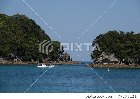 Scenic Mizudoko Bay 77179121