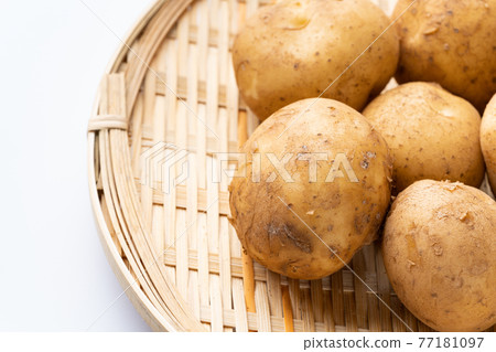 New potato New potato 77181097