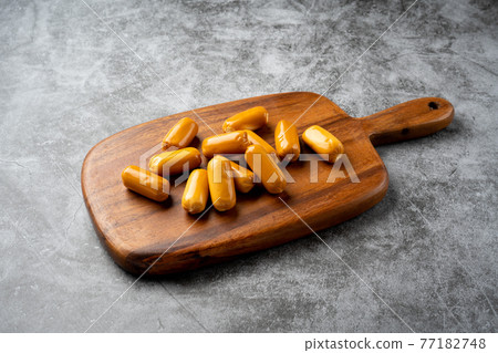 Smoked cheese Smoked cheese 77182748