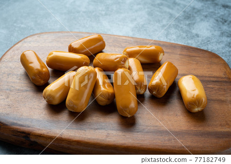Smoked cheese 77182749