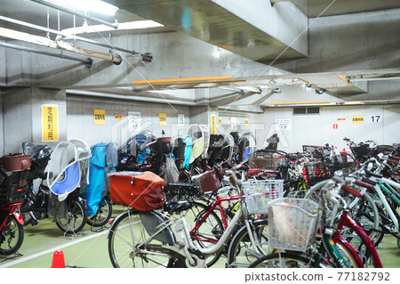 地下自行車停車場 地下自行車停車場 77182792