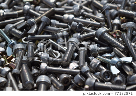 Various bolts and screws 77182871