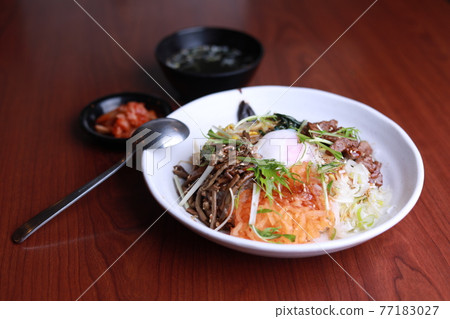 Bibimbap set 77183027