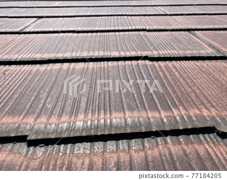 Slate roof that needs painting Slate roof that needs painting 77184205