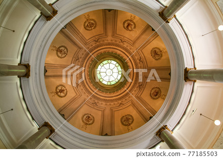 Ceiling dome of Hyokeikan (Ueno, Tokyo) Ceiling dome of Hyokeikan (Ueno, Tokyo) 77185503