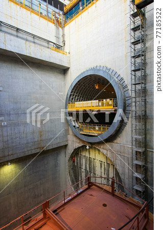 Construction site of shield tunnel at Ohashi Junction on the Central Circular Route (Meguro-ku, Tokyo) 77185522