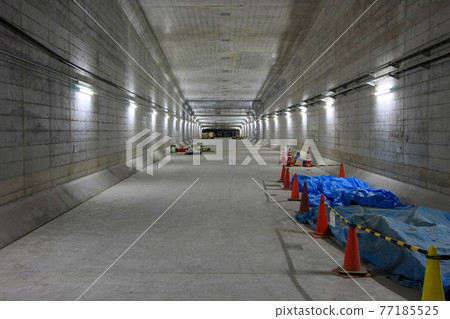 Yumesaki Tunnel under construction at Osaka Port (Osaka City, Osaka) 77185525