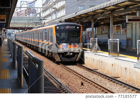 Keisei Electric Railway Type 3100 Anamori-Inari Station, Ota-ku, Tokyo 77185577