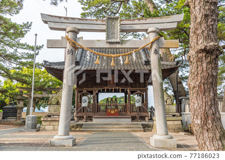 Yamatomi Shrine 77186023