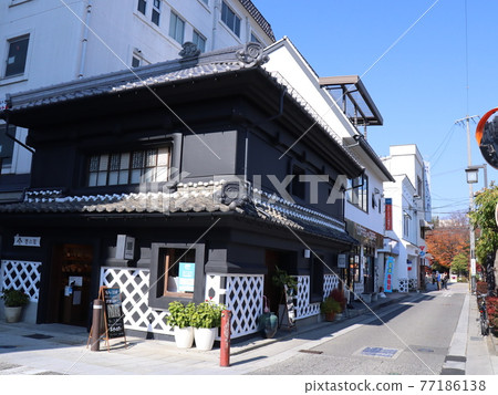 秋天的松本城下町 秋天的松本城下町 77186138