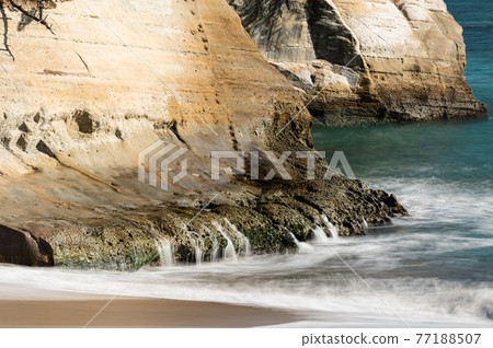 海浪 77188507