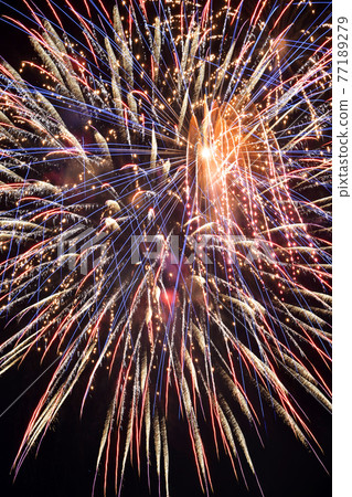 ≪龜岡和平祭 京都府保津川煙花節≫ 京都府龜岡市煙花圖 77189279