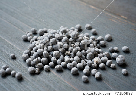 fertilizer fertilizer 77190988